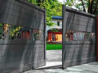 Как выбрать качественные ворота для загородного дома: основные критерии.