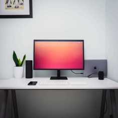 Компьютерный стол: комфортное рабочее место для продуктивности